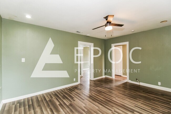 Photo - 2515 Bridwell St