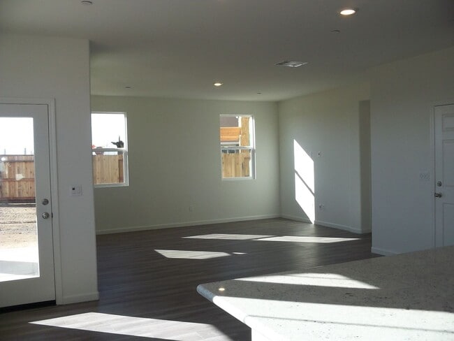 Photo - 7105 Encore Way