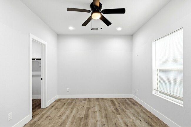 Photo - 6916 Tommye St