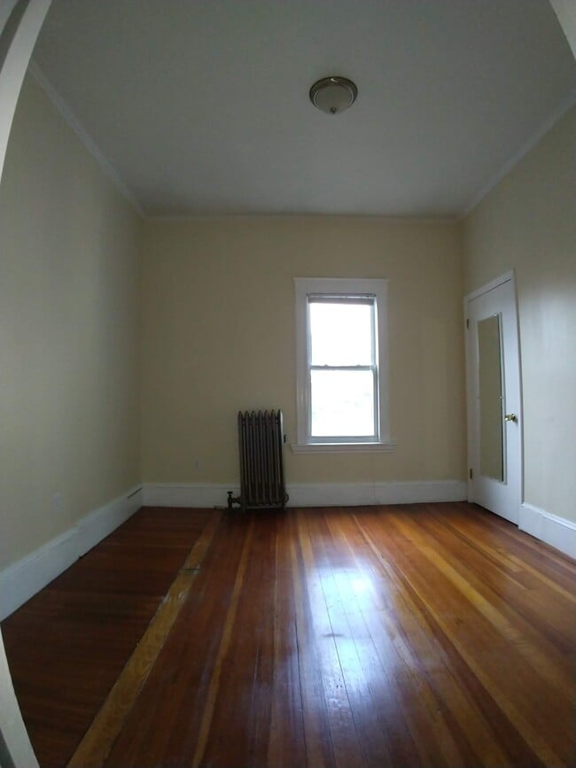bedroom - 91 Irving St Unit #2