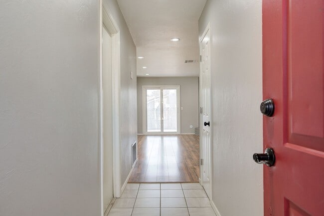 Photo - 3 Bed, 2 Bath Home Near UCO and Hafer Park