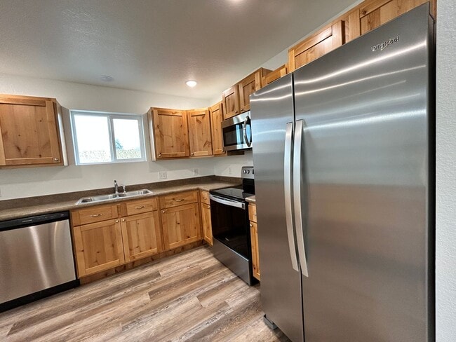 Photo - Beautiful 3 Bed/ 2 Bath Hamilton Home