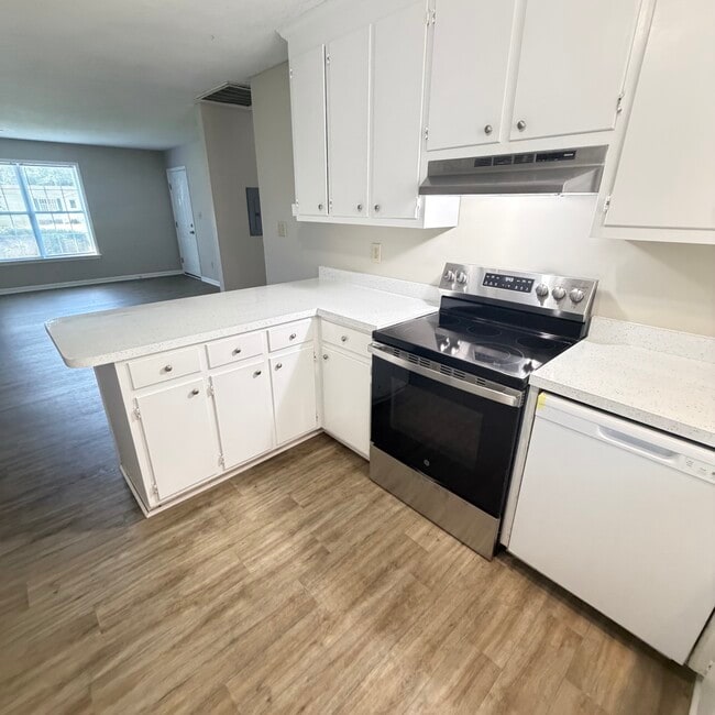 6615 Cottonwood Dr Unit D