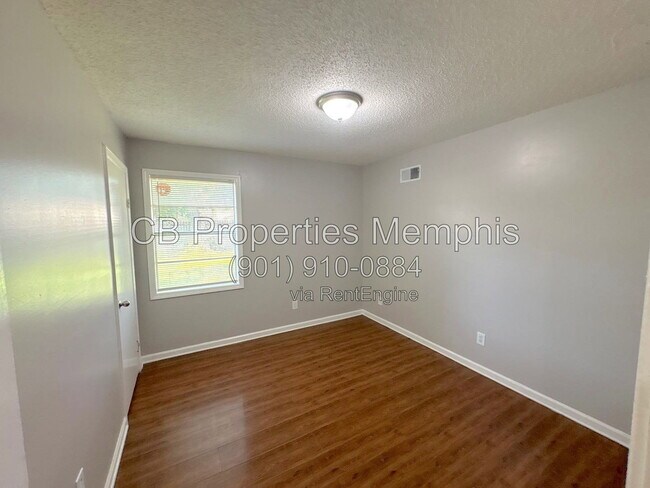 Photo - 4316 Springwind Rd