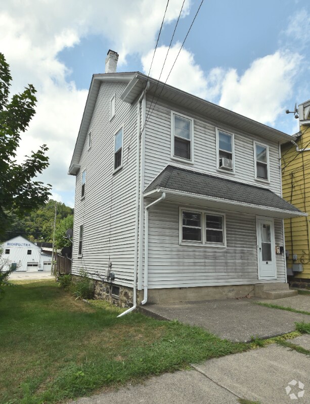 Apartments for Rent under 1,500 near Bushkill PA 90 Apartments