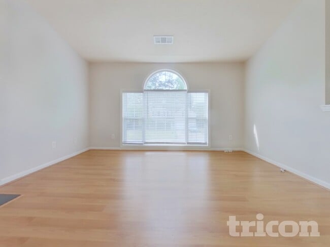 Photo - 3020 Lake Park Ct