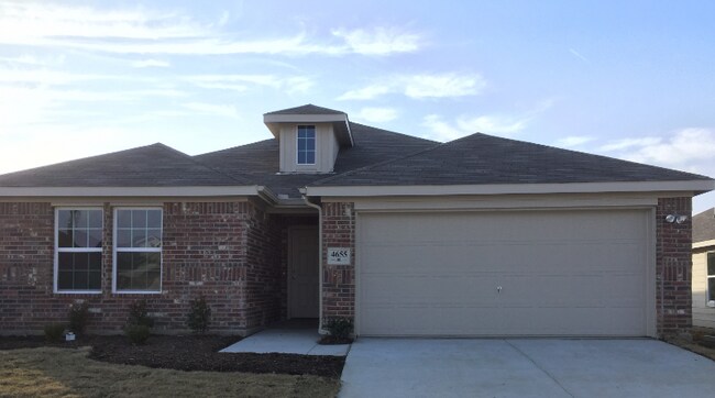 Photo - 4655 Elderberry St House