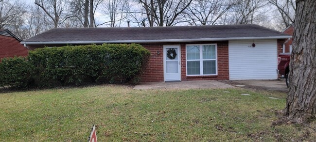 Photo - 618 Sinclair St