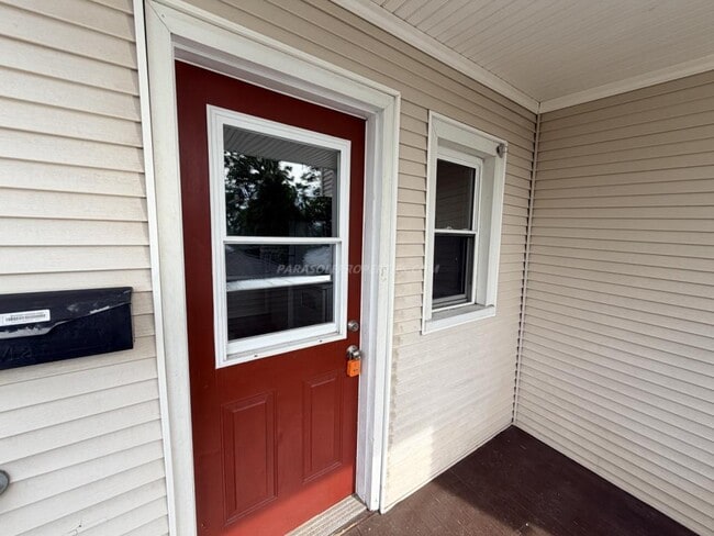 Photo - 910 W Linden St