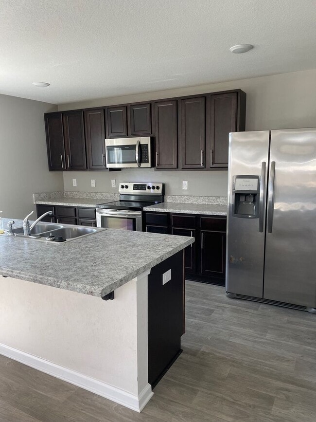 Photo - 4 bedroom 2 bath