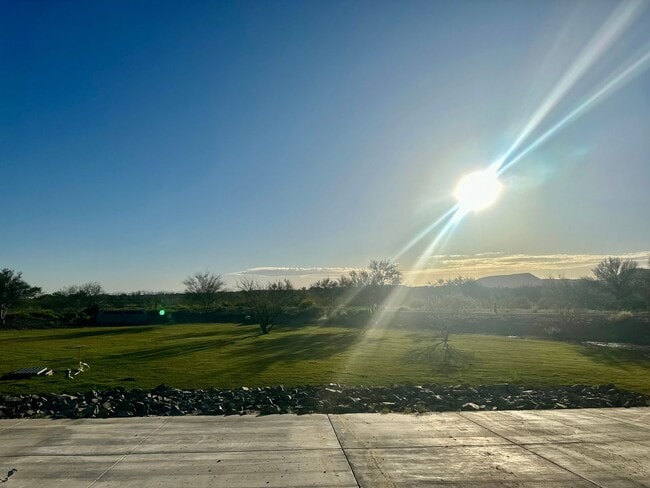 Photo - BRAND NEW HOME ANTHEM AREA