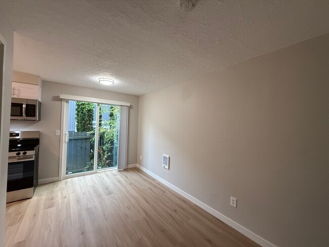 Photo - 5115 SW 62nd Ave