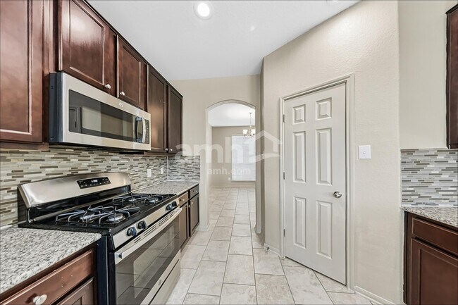 16706 N Whimbrel Cir