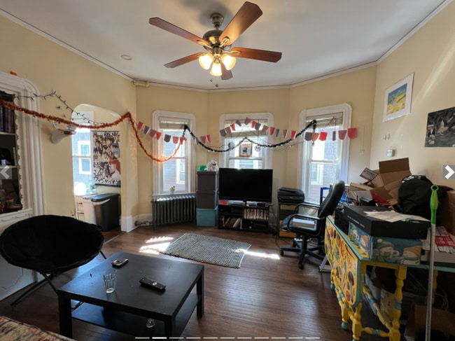 Building Photo - 21 Chandler St