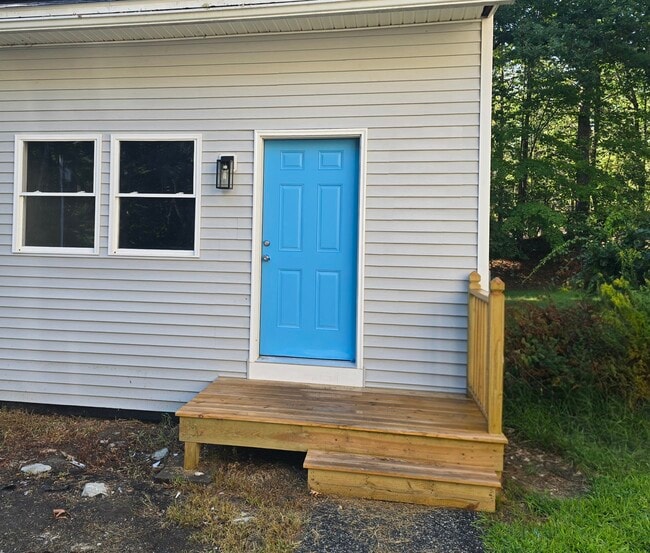Building Photo - 59 Whites Bridge Rd Unit North Windham apartment