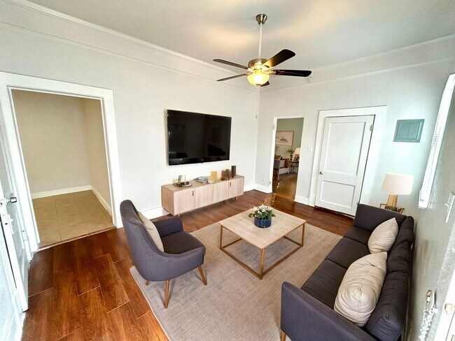 Photo - **APPLICATION RECEIVED** Available Now! 2 ...