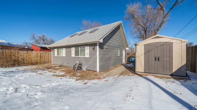 Charming Downtown Cottage - Charming Downtown Cottage House