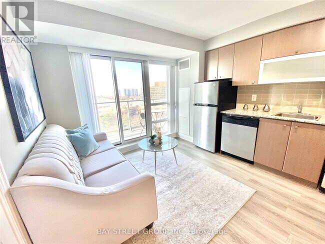 Photo - 2015 Sheppard Ave E Unité 801
