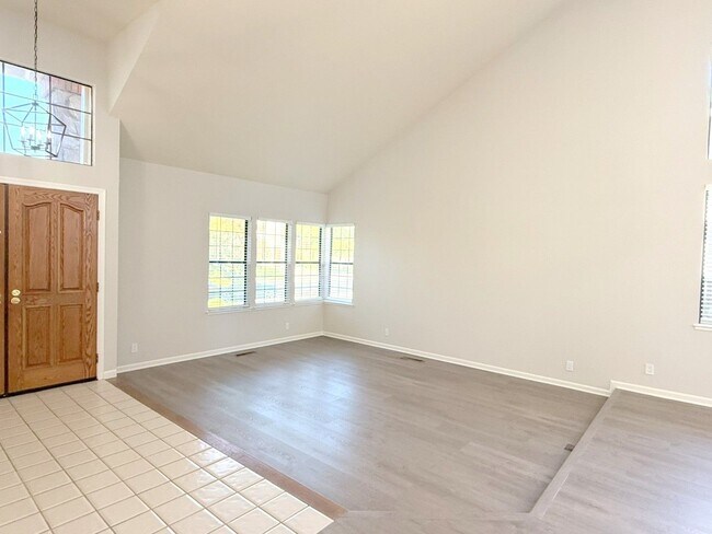 20 Stratford Ct