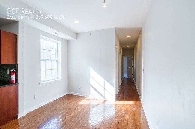 Photo - Three Bedroom Close to Temple University Unidad C