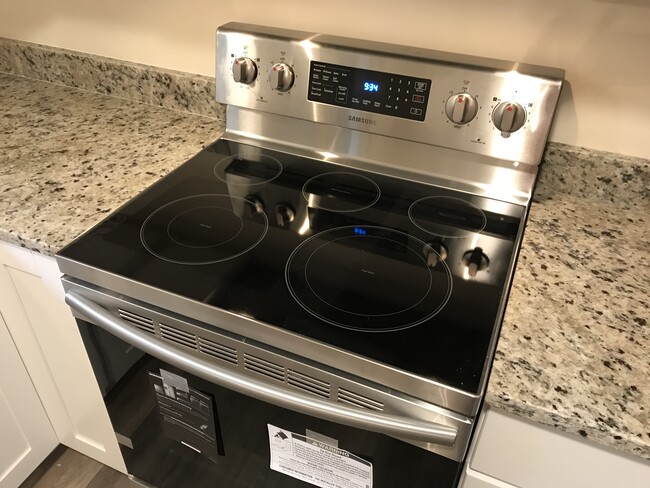 Photo - 7404 Oak Post Rd