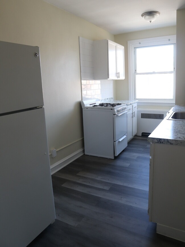 Photo - 5950 Bennington St Unidad 2nd Floor