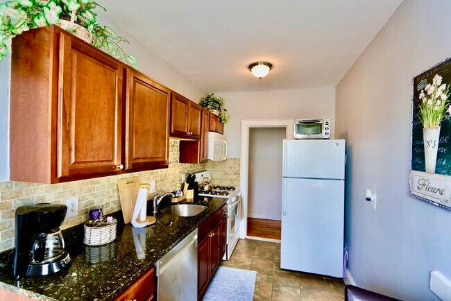 Photo - 36 Hillside Ave Unidad 2 Rental