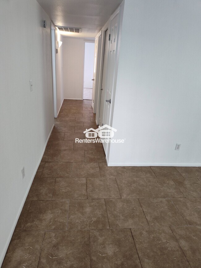 Photo - 1336 N 85th Pl