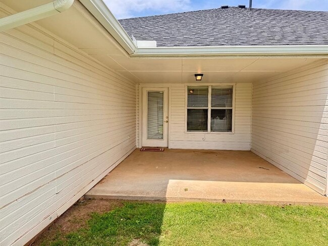 Photo - 2201 NW 155th St