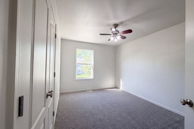 Building Photo - 1105 Fox Run Trail