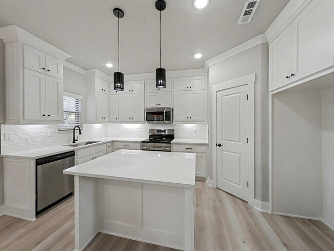 Photo - Tucked Into A Prime Spot In Bella Vista Wi...