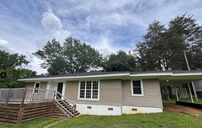 Building Photo - Move-In Ready 3BR/2BA Home with Nearly 1,600 Sq Ft in Anderson!