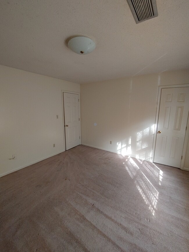 Photo - 1215 Westwood Dr
