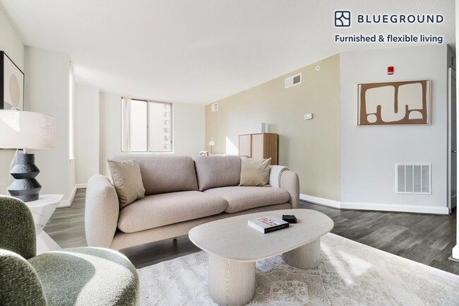 Photo - 4835 Cordell Ave Unidad FL6-ID1222