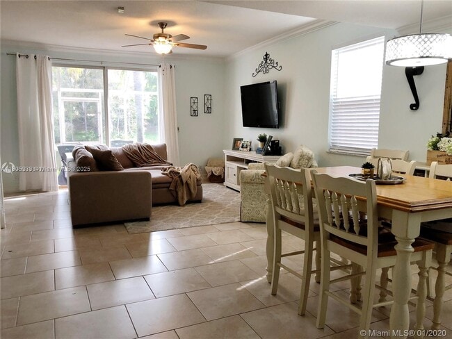 Photo - 1372 Veracruz Ln Townhome