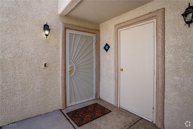 Building Photo - 7905 Idledale Ct Unit 102 Rental