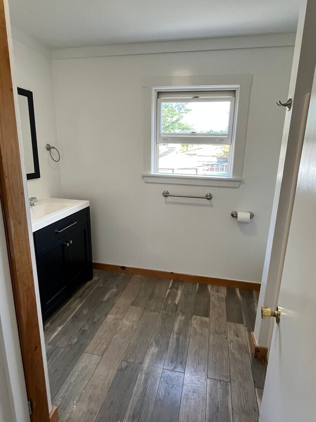 Photo - 4 woodland drive Unit 2