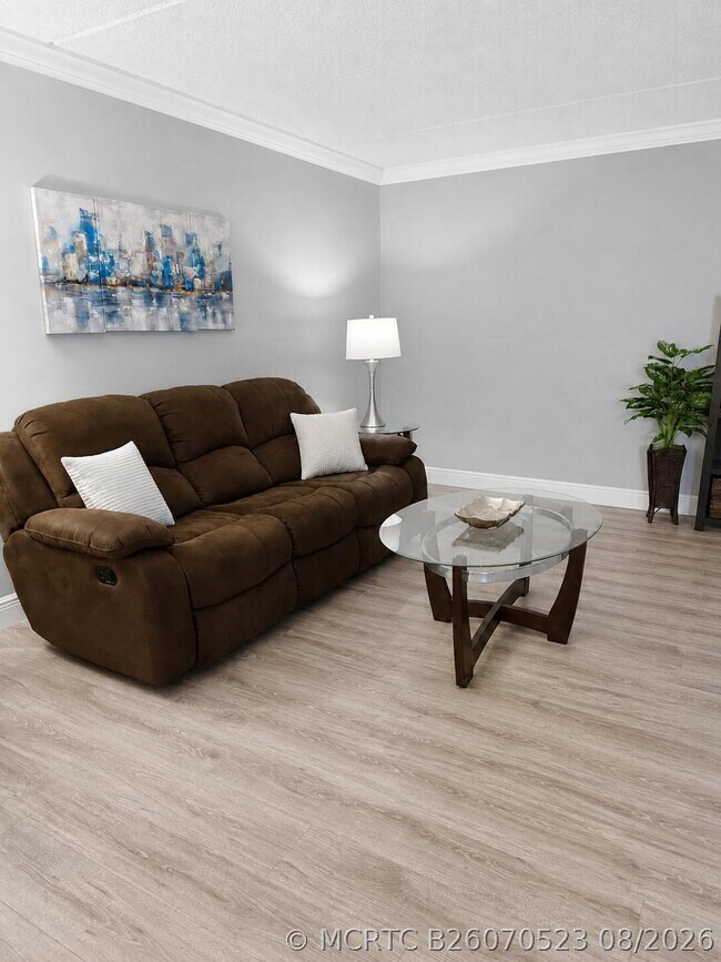 Photo - 405 Meadows Cir Unit 405