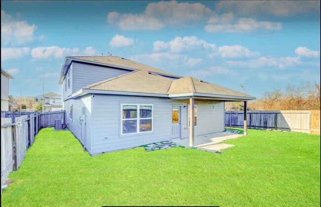 Photo - 5026 Fairwater Ct