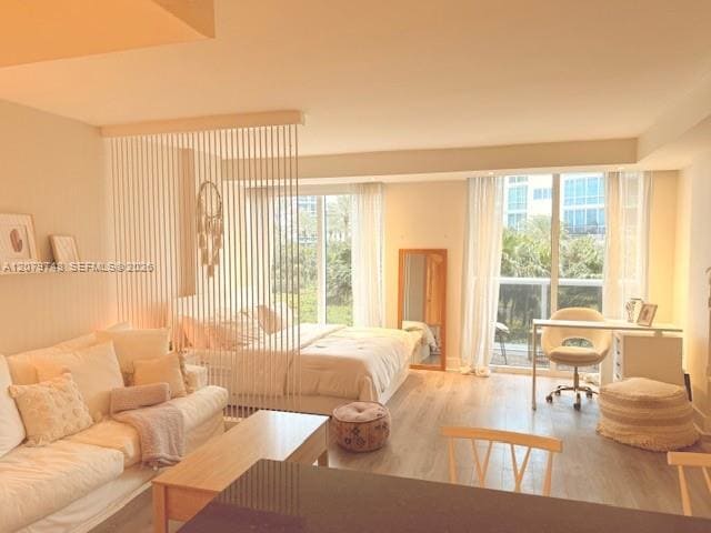 Building Photo - 10275 Collins Ave Unit 303