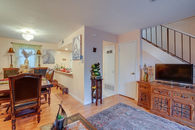 Photo - 5474 Roundtree Pl Unit ID1305048P