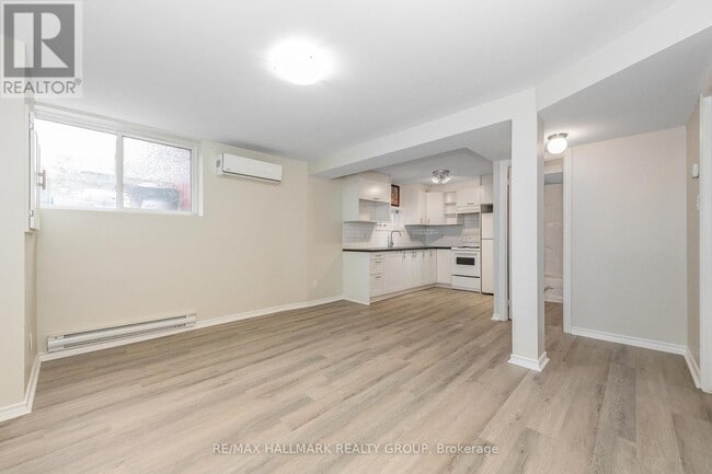 Photo - 146 Rothesay Dr Unité B