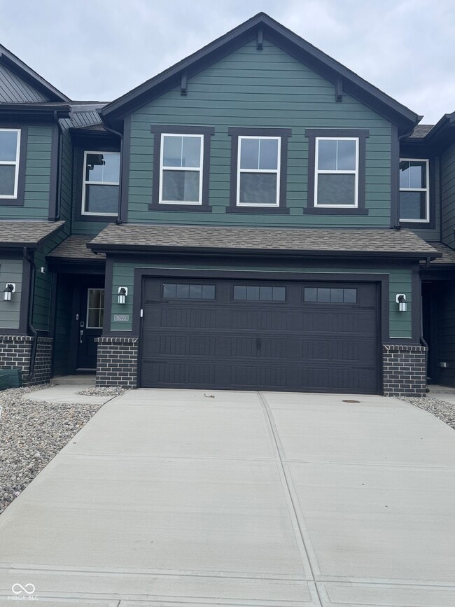 Building Photo - 15214 Swallow Fls Wy Rental