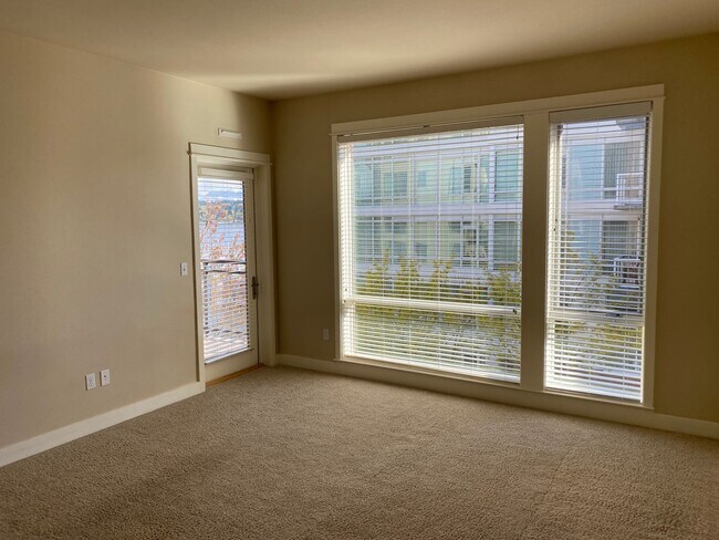 Photo - Modern Condo with Luxury Amenities Near Fe... Unit 211