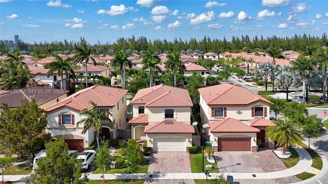 Building Photo - 10021 NW 87th Terrace