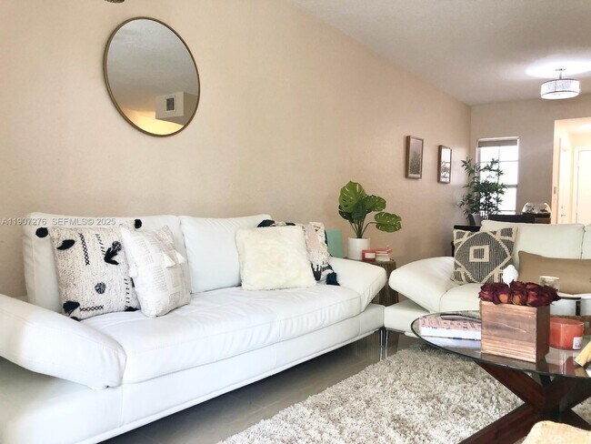 Photo - 2532 Centergate Dr Unit 102