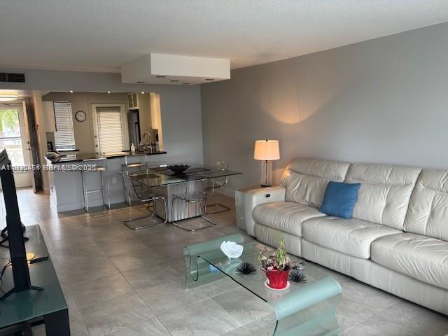 Photo - 1893 S Ocean Dr Unidad 403