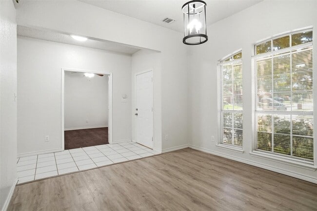 Photo - 7103 Greenspoint Dr