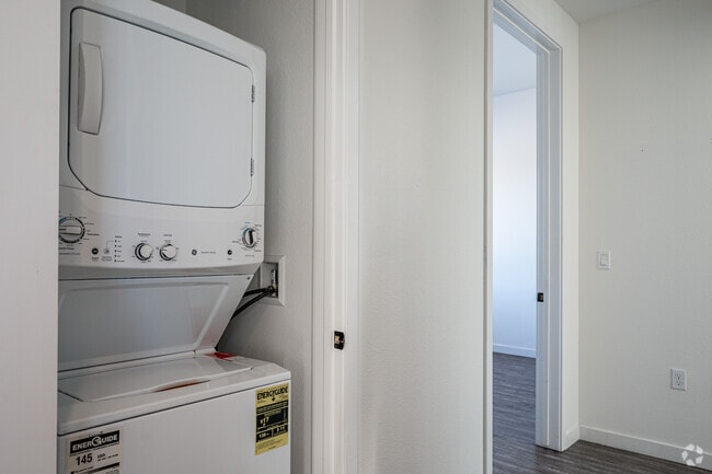 2BR, 2BA - Two Bedroom