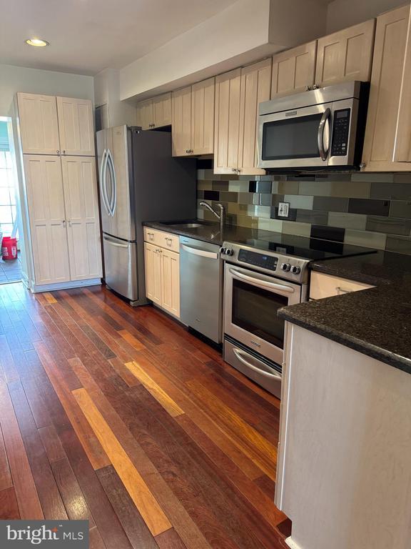 Photo - 1218 Riverside Ave